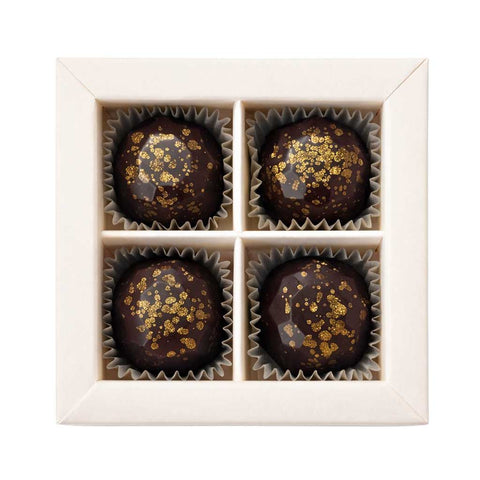 Handgemachte Latte Macchiato Eierpunsch-Pralinen in 4er Geschenkbox – dunkle Schokolade mit Kaffee-Eierpunsch-Füllung und Golddekor als edles Geschenk
